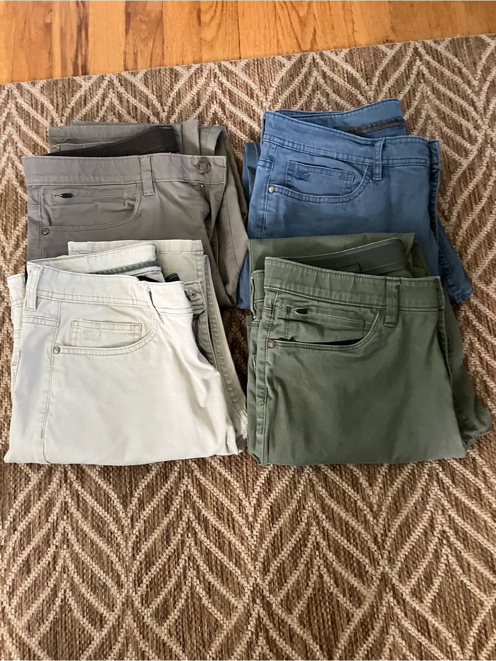 English Laundry Pants Bundle of 4 - 32x32 Blue, Olive, Gray, Cream Gently Worn